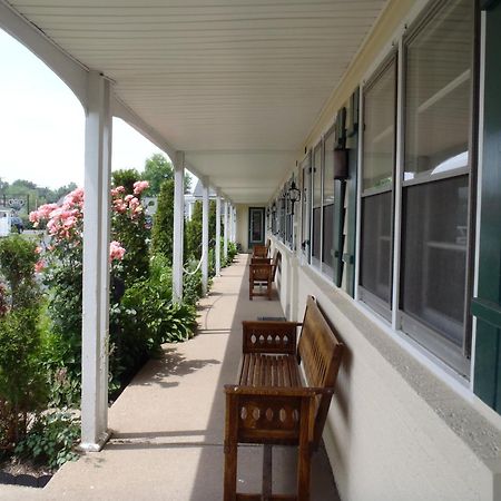 Glass House Inn Erie Near I-90 & I-79 외부 사진