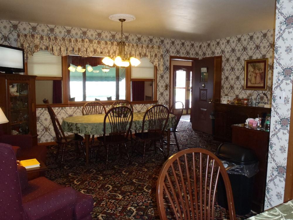 Glass House Inn Erie Near I-90 & I-79 외부 사진