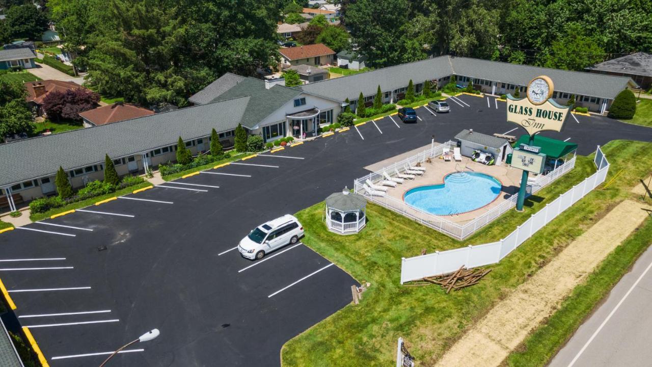 Glass House Inn Erie Near I-90 & I-79 외부 사진
