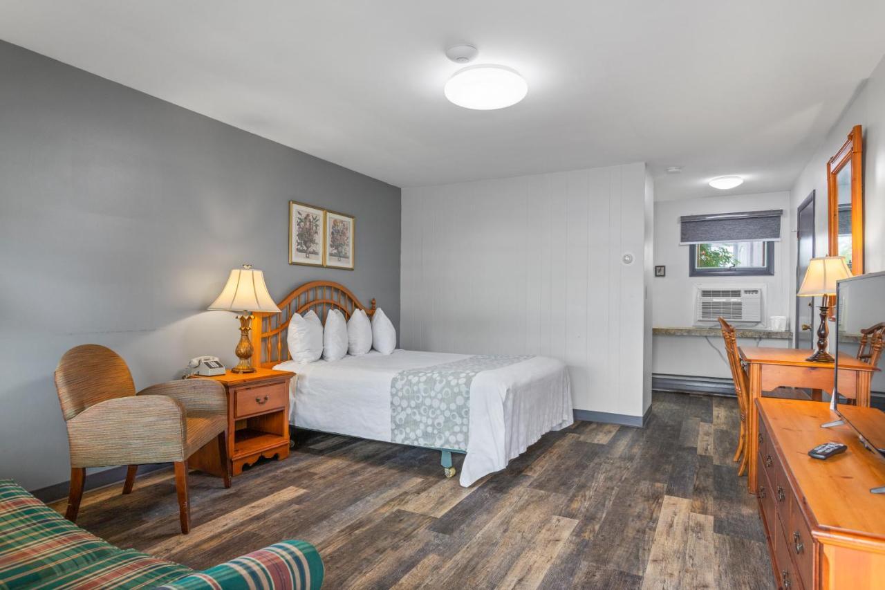 Glass House Inn Erie Near I-90 & I-79 외부 사진