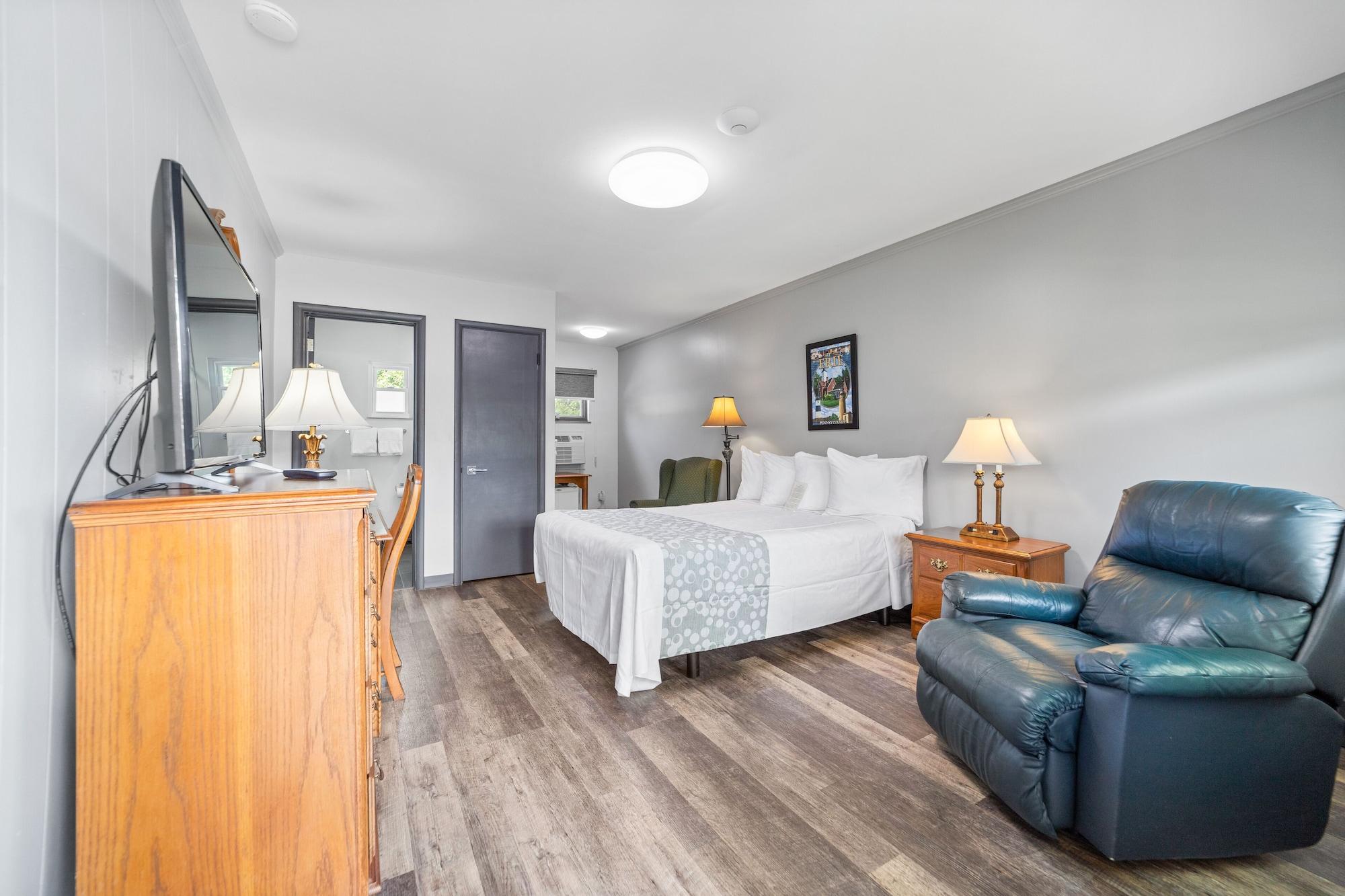 Glass House Inn Erie Near I-90 & I-79 외부 사진